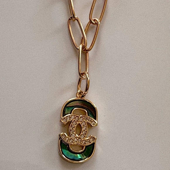 Abalone necklace - Picture 3 of 3